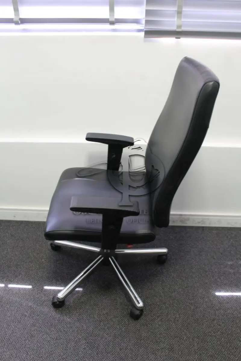 LOTE 0133 - MÓVEL DE ESCRITÓRIO