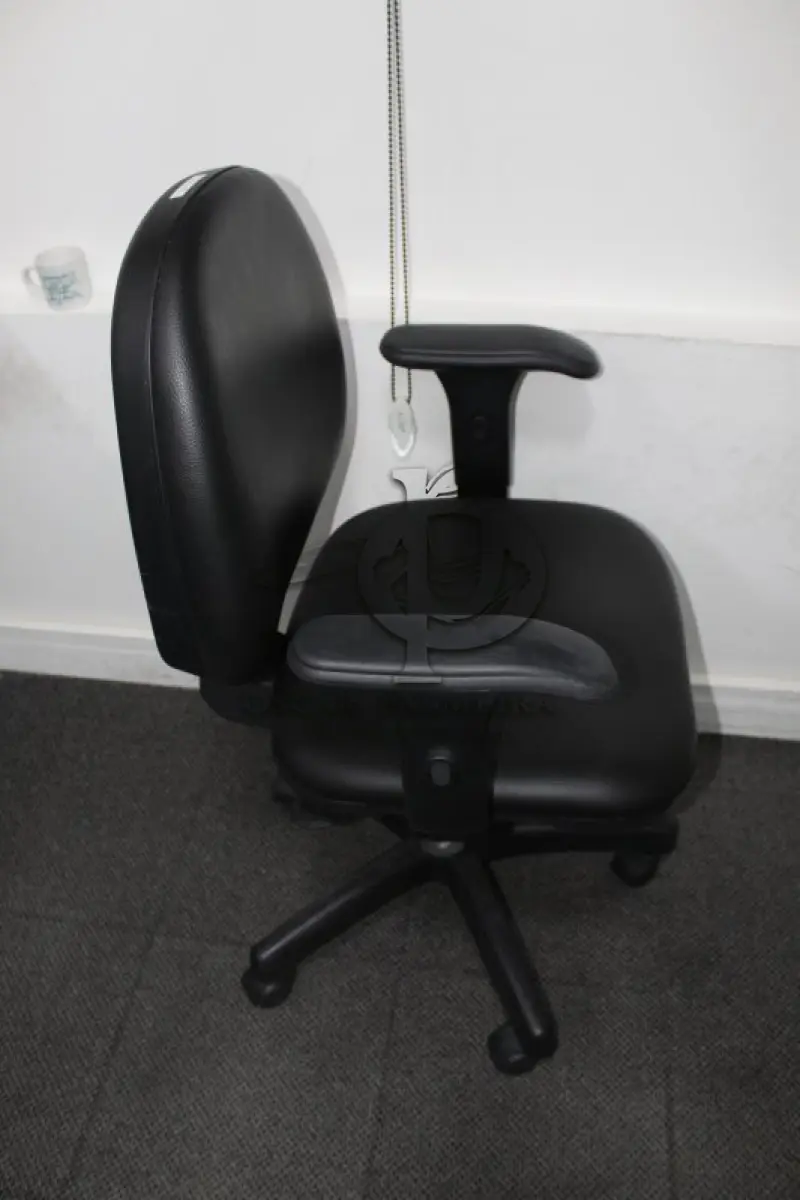 LOTE 0071 - MÓVEL DE ESCRITÓRIO