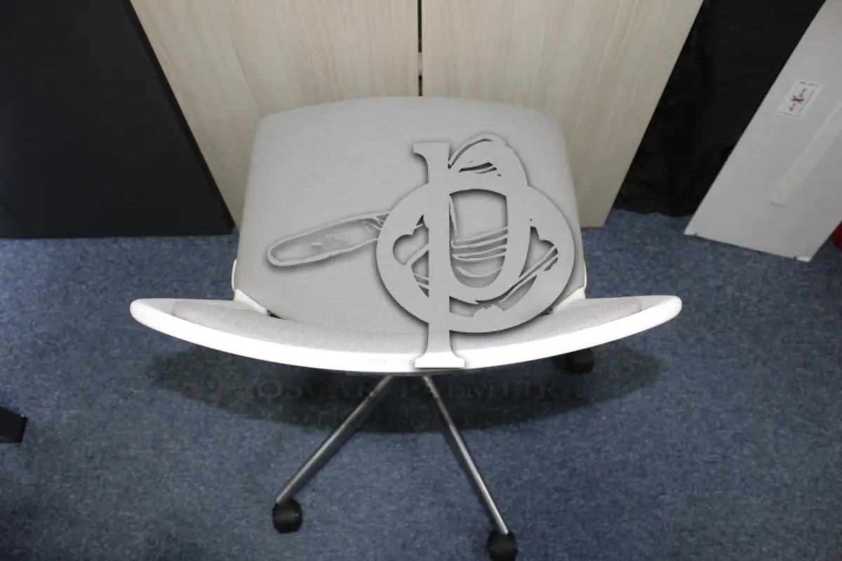 LOTE 0240 - MÓVEL DE ESCRITÓRIO