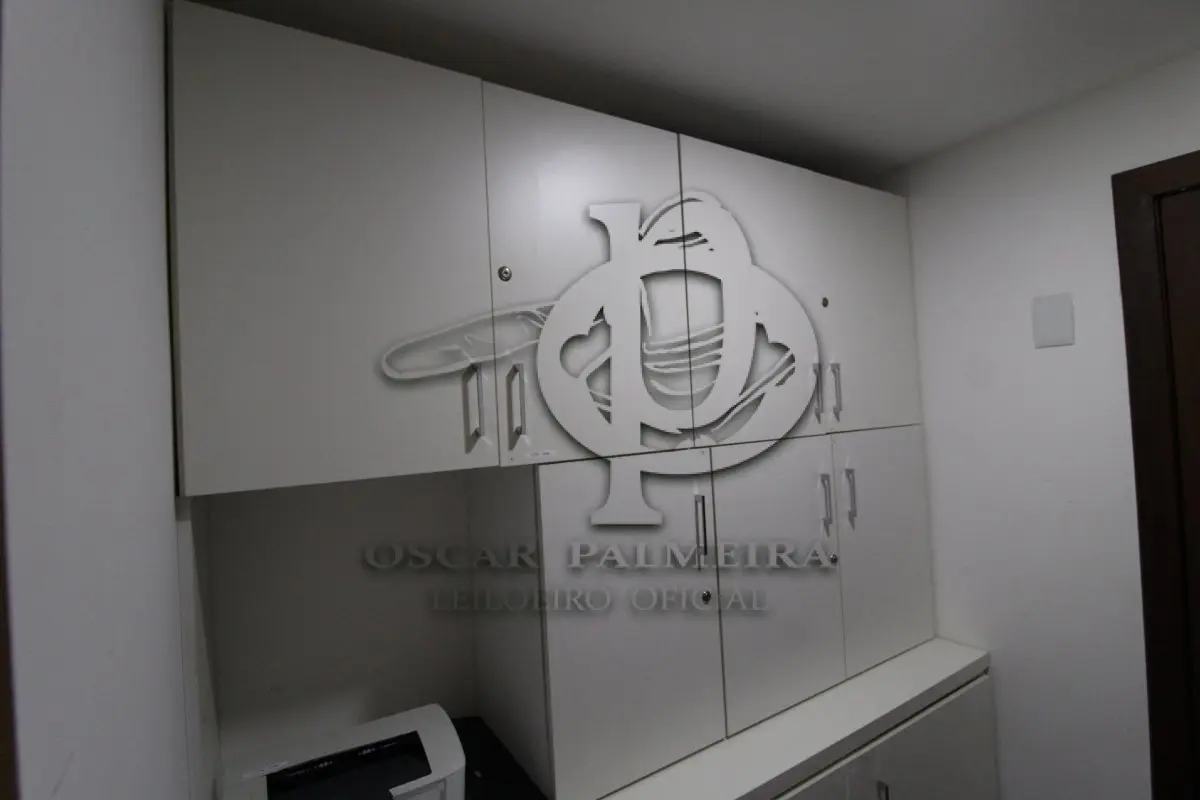 LOTE 0139 - MÓVEL DE ESCRITÓRIO