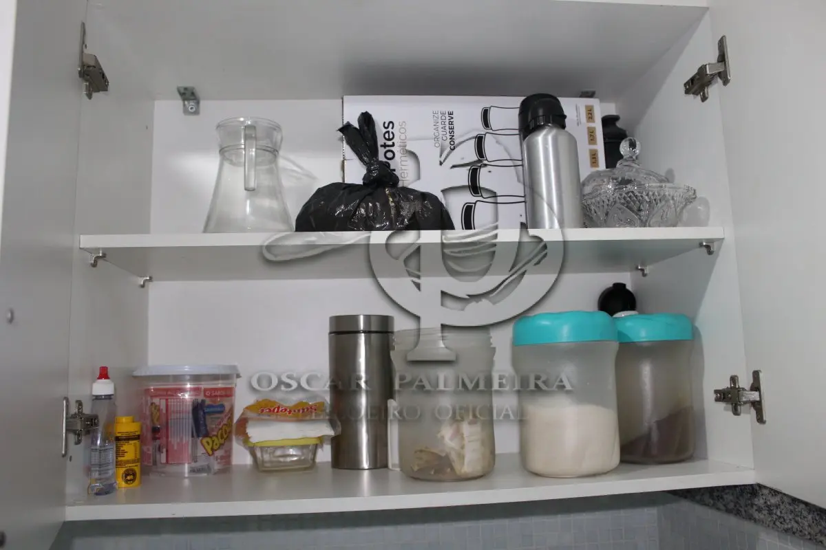 LOTE 0053 - MÓVEL DE ESCRITÓRIO