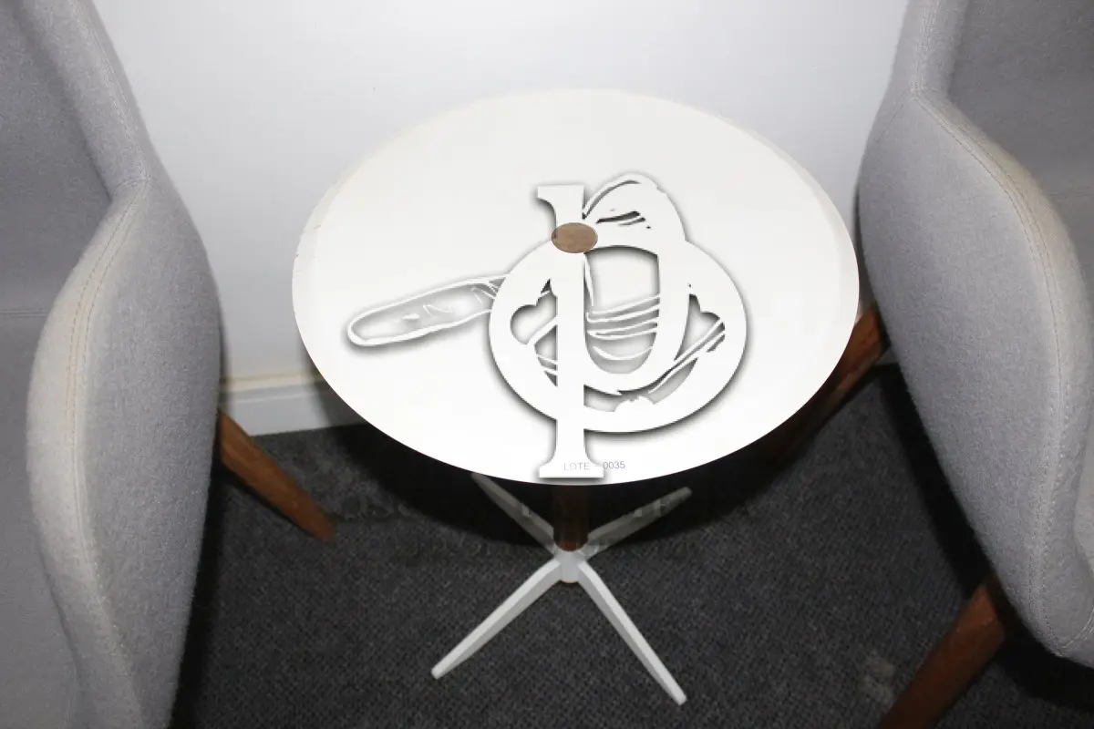 LOTE 0035 - MÓVEL DE ESCRITÓRIO