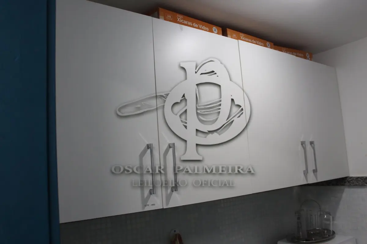 LOTE 0053 - MÓVEL DE ESCRITÓRIO