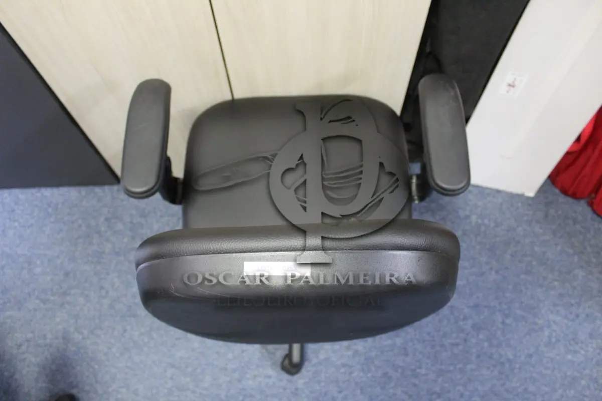 LOTE 0253 - MÓVEL DE ESCRITÓRIO