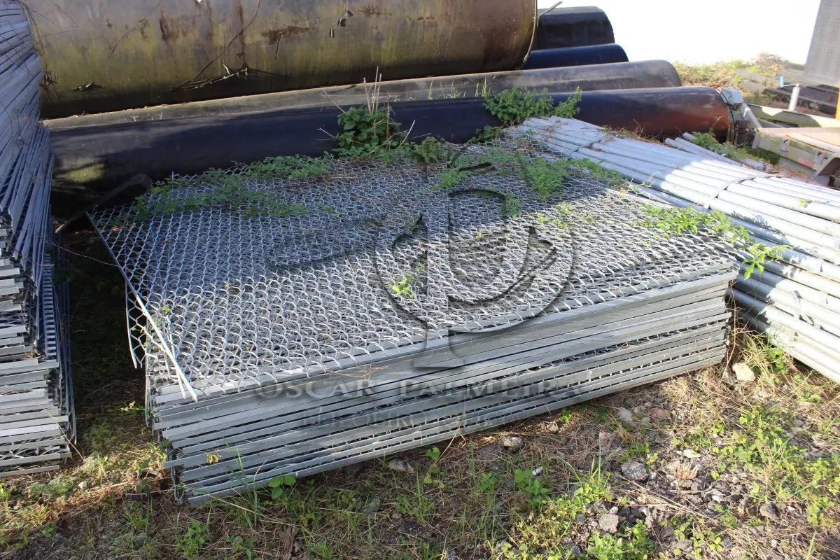 LOTE 272 - MATERIAL DIVERSO