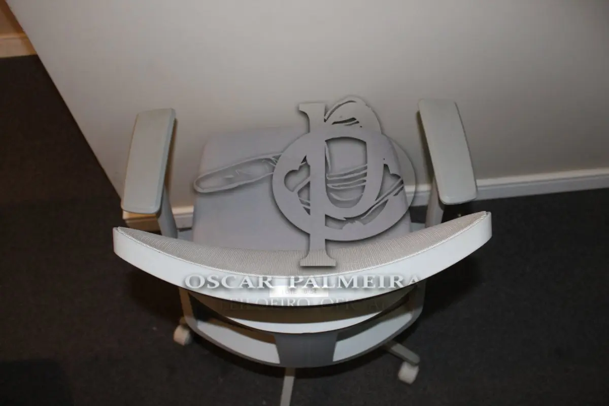 LOTE 0154 - MÓVEL DE ESCRITÓRIO