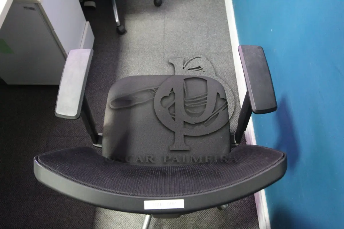 LOTE 0187 - MÓVEL DE ESCRITÓRIO