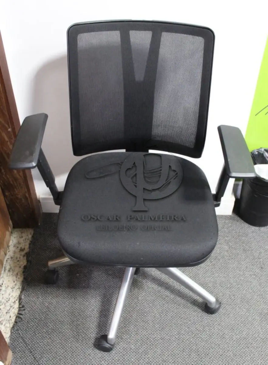 LOTE 0199 - MÓVEL DE ESCRITÓRIO