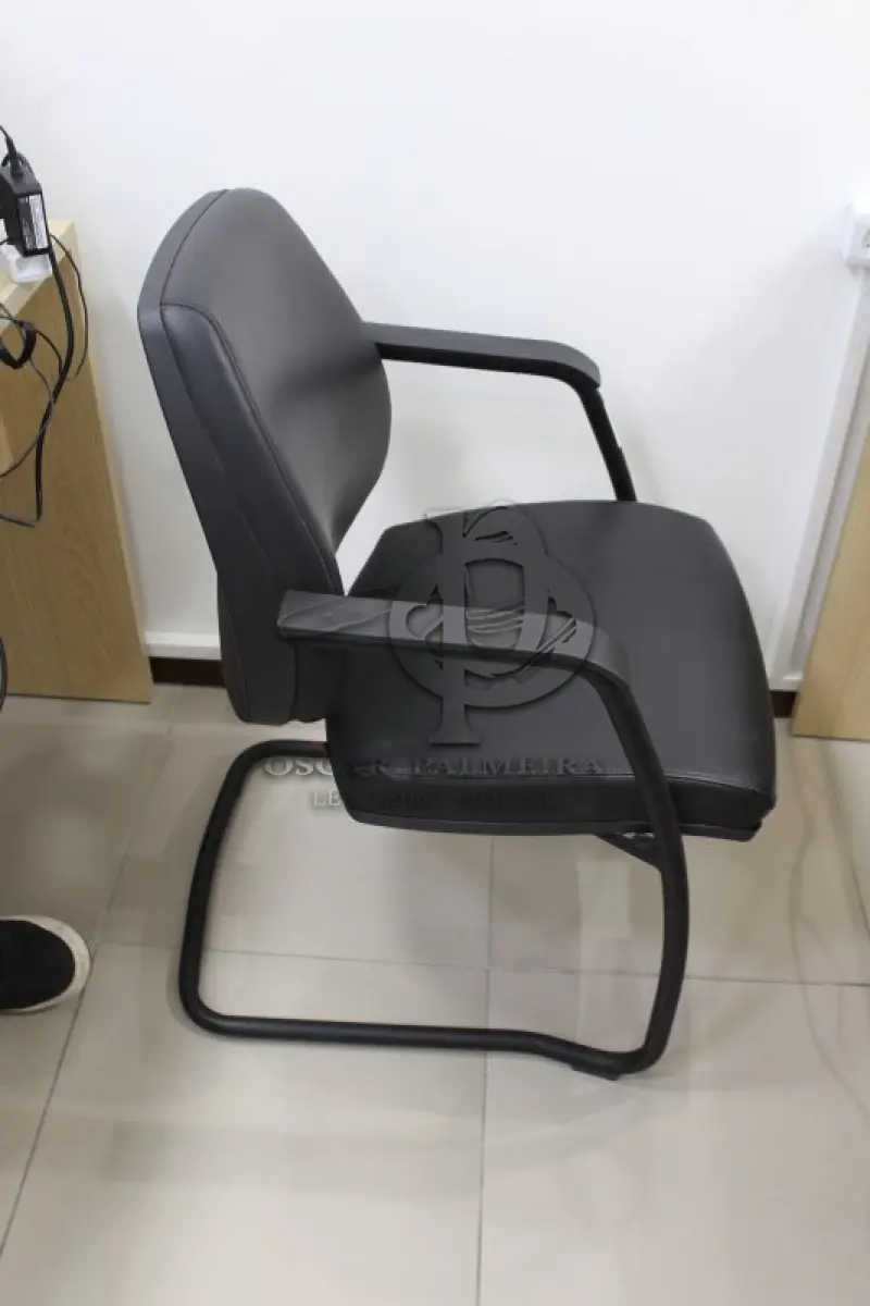 LOTE 0116 - MÓVEL DE ESCRITÓRIO