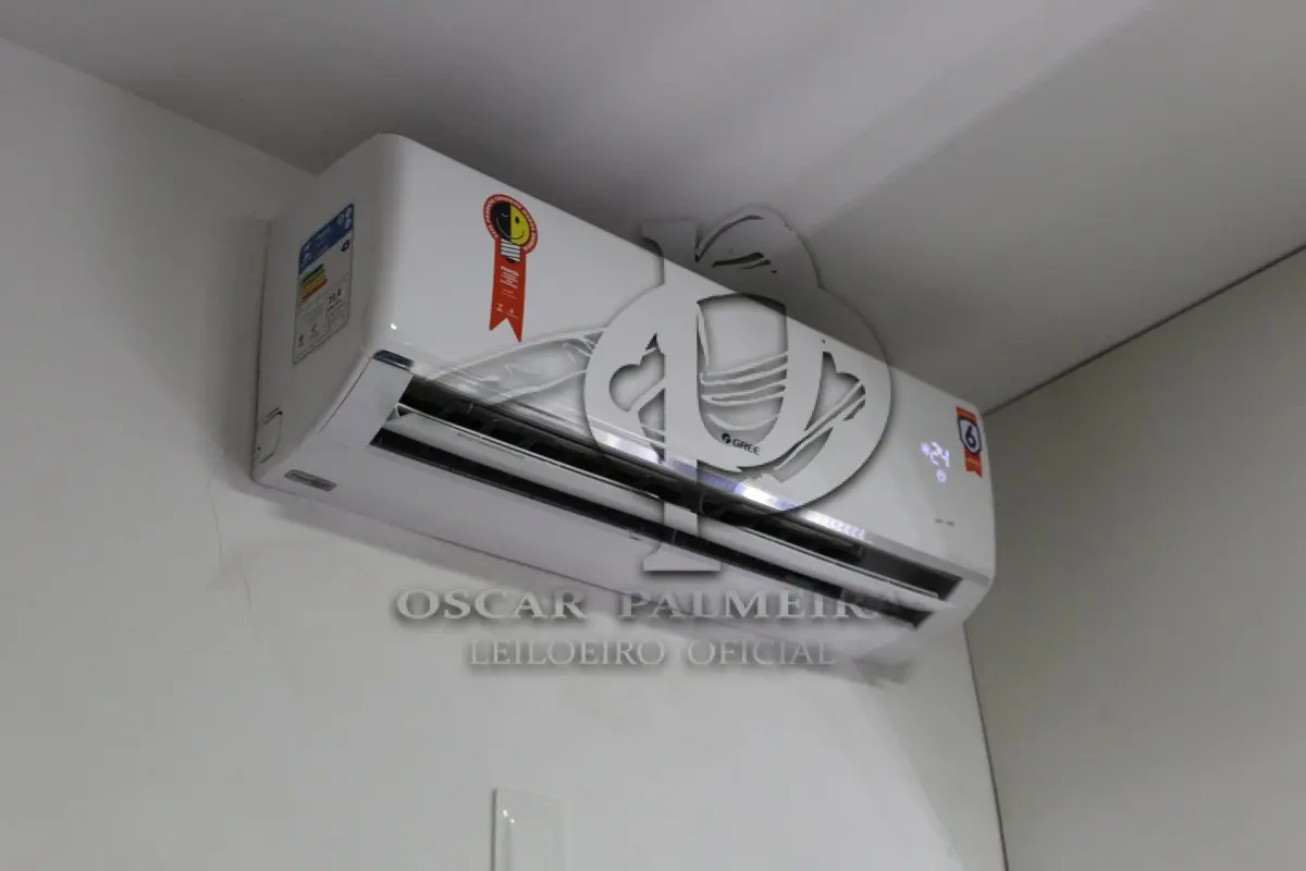 LOTE 0245 - AR CONDICIONADO