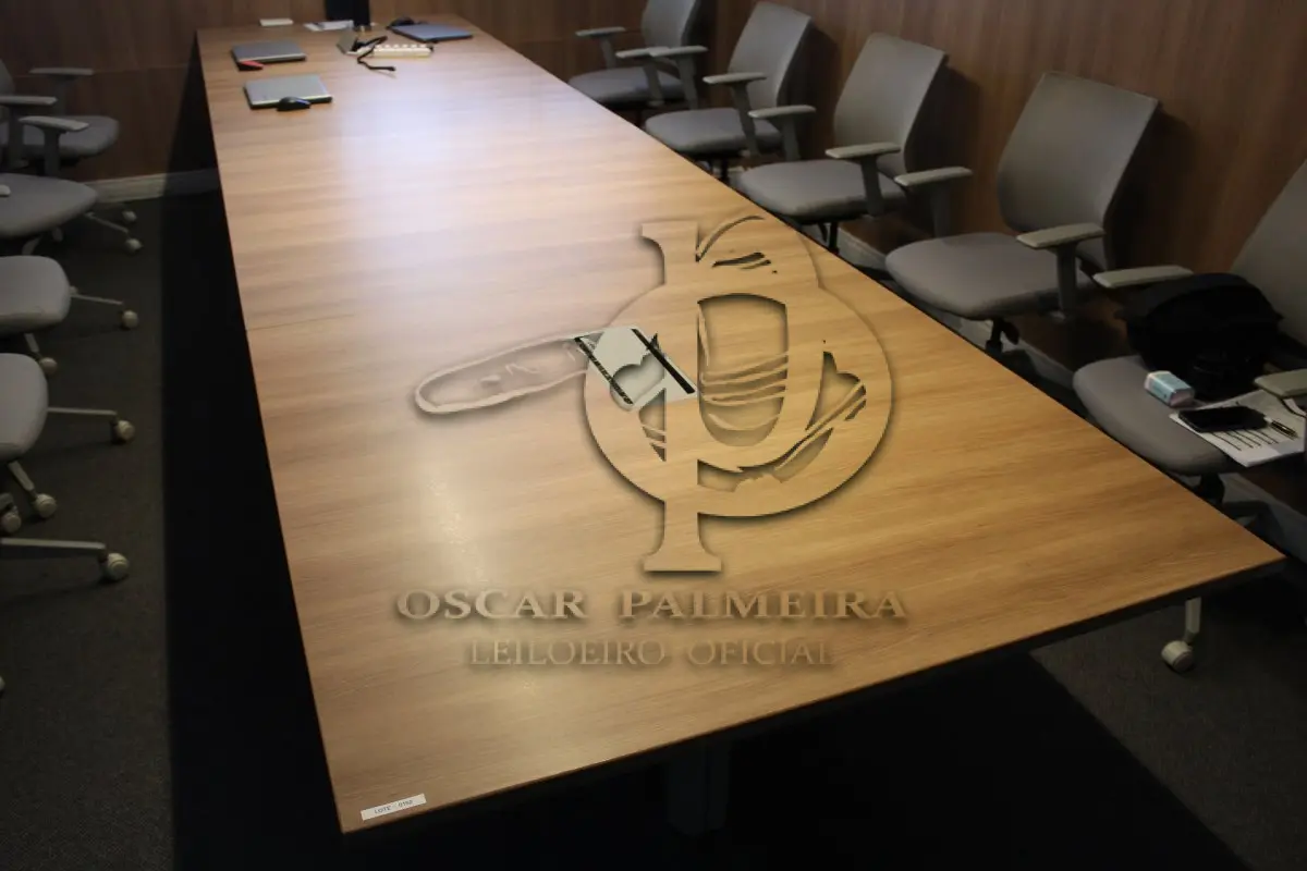 LOTE 0152 - MÓVEL DE ESCRITÓRIO