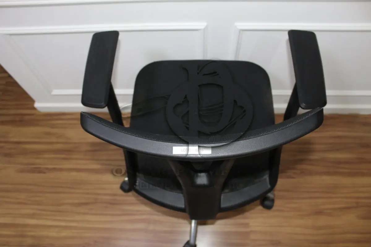 LOTE 0216 - MÓVEL DE ESCRITÓRIO