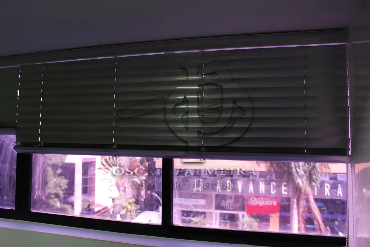 LOTE 0192 - PERSIANA