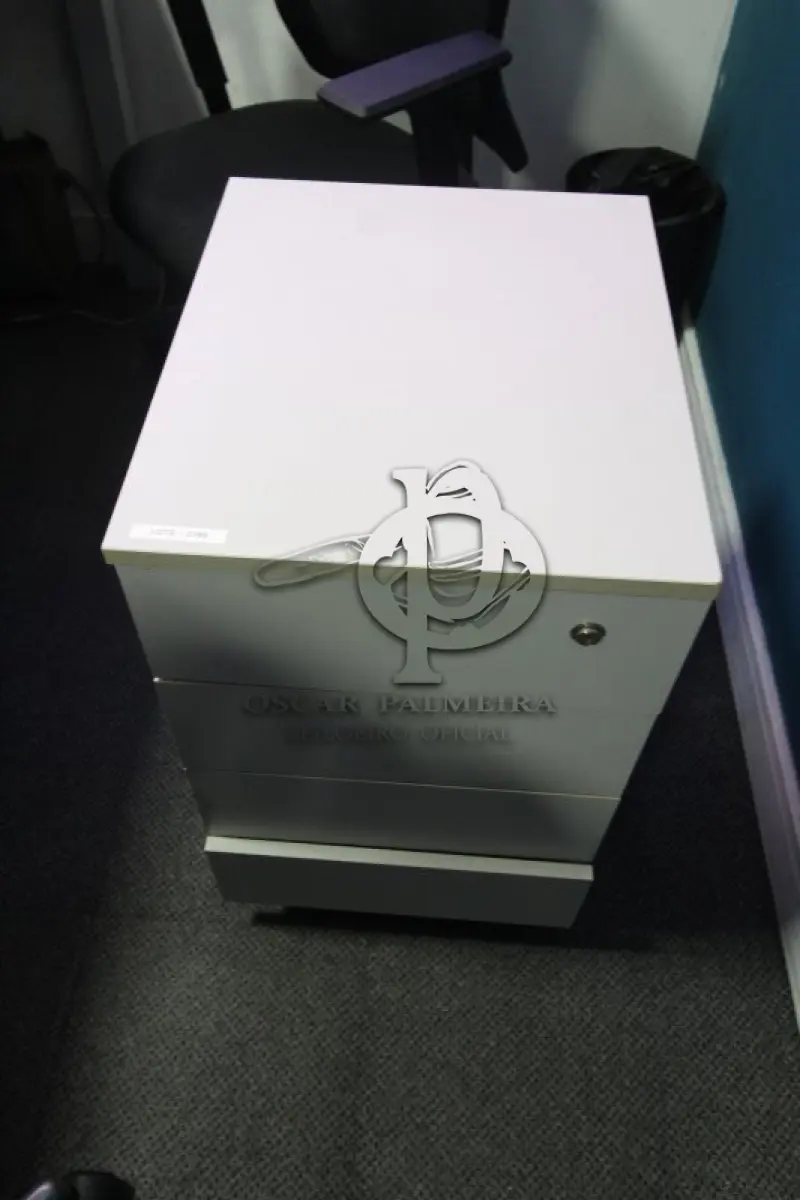 LOTE 0189 - MÓVEL DE ESCRITÓRIO