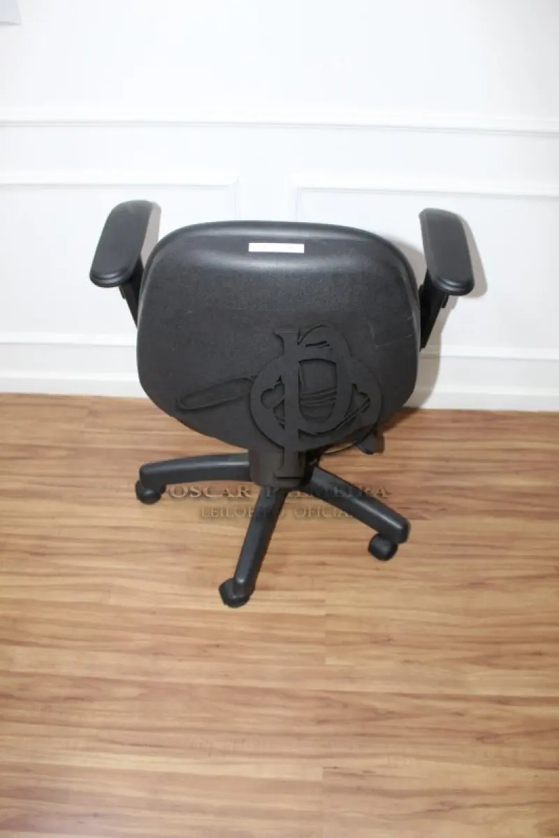 LOTE 0218 - MÓVEL DE ESCRITÓRIO