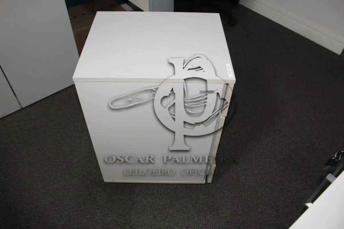 LOTE 0172 - MÓVEL DE ESCRITÓRIO