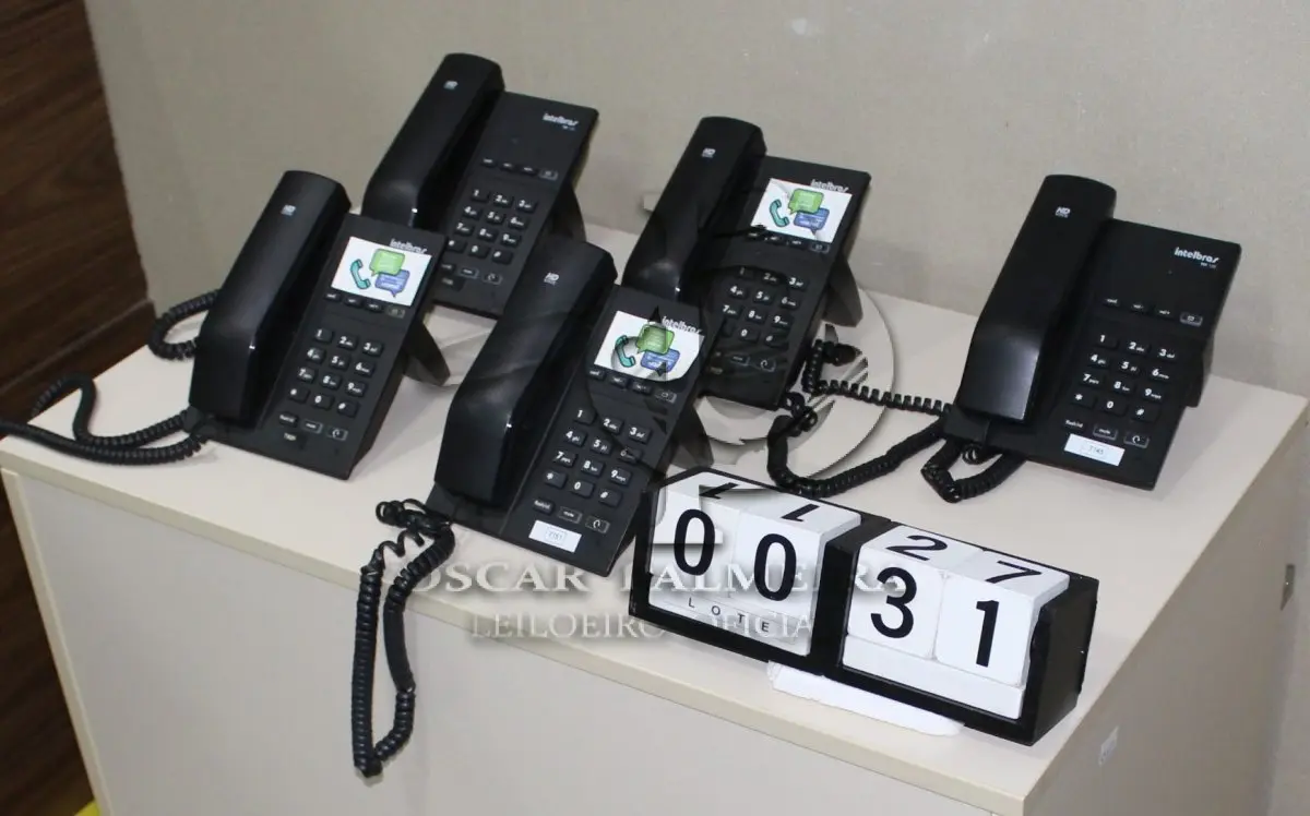 LOTE 031 - CONJ. APARELHOS INTELBRAS TIP-120