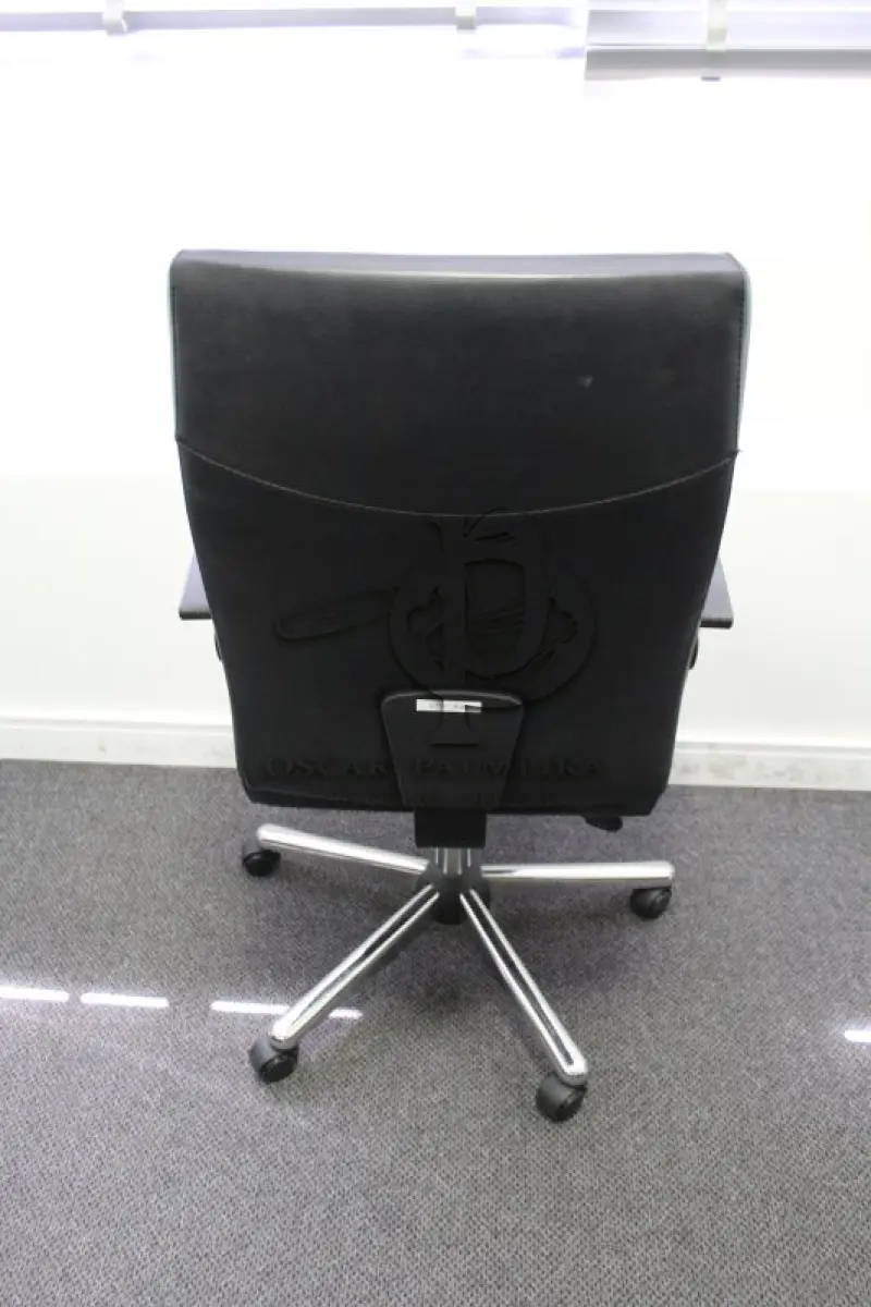 LOTE 0133 - MÓVEL DE ESCRITÓRIO