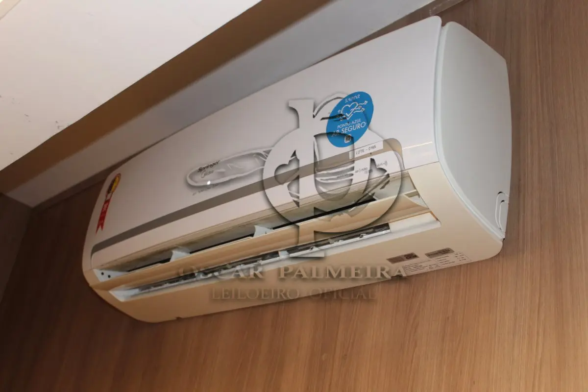 LOTE 0165 - AR CONDICIONADO