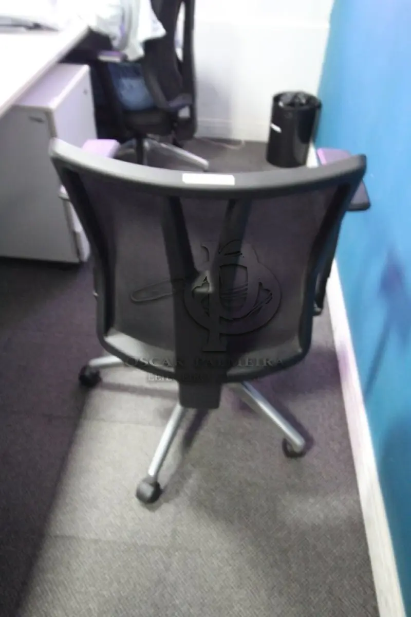 LOTE 0187 - MÓVEL DE ESCRITÓRIO