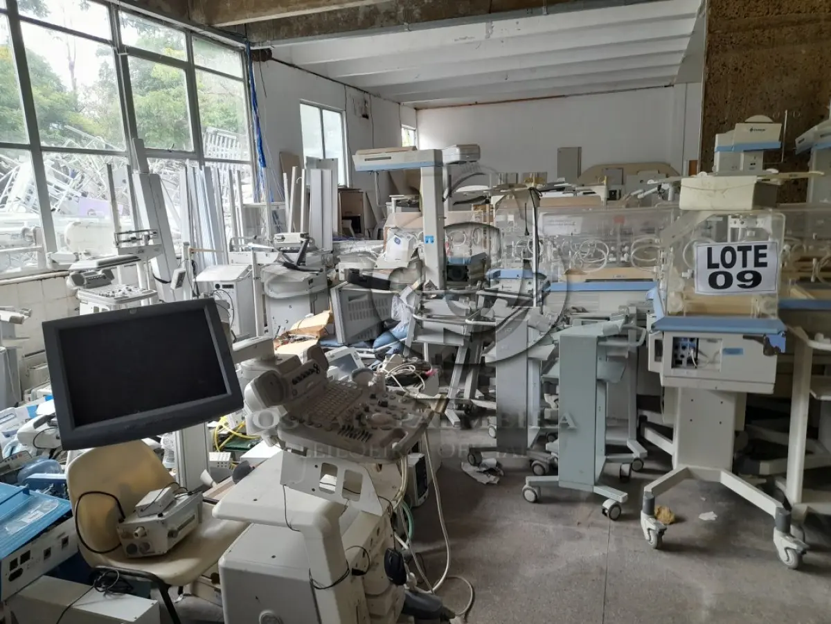 LOTE 009 - DIVERSOS MATERIAIS HOSPITALARES COMPOSTO / 5ª PARTE SIMÕES FILHO