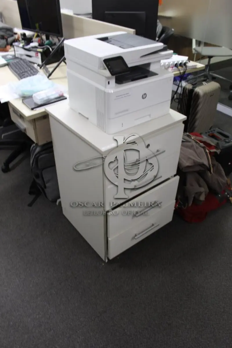 LOTE 0261 - MÓVEL DE ESCRITÓRIO