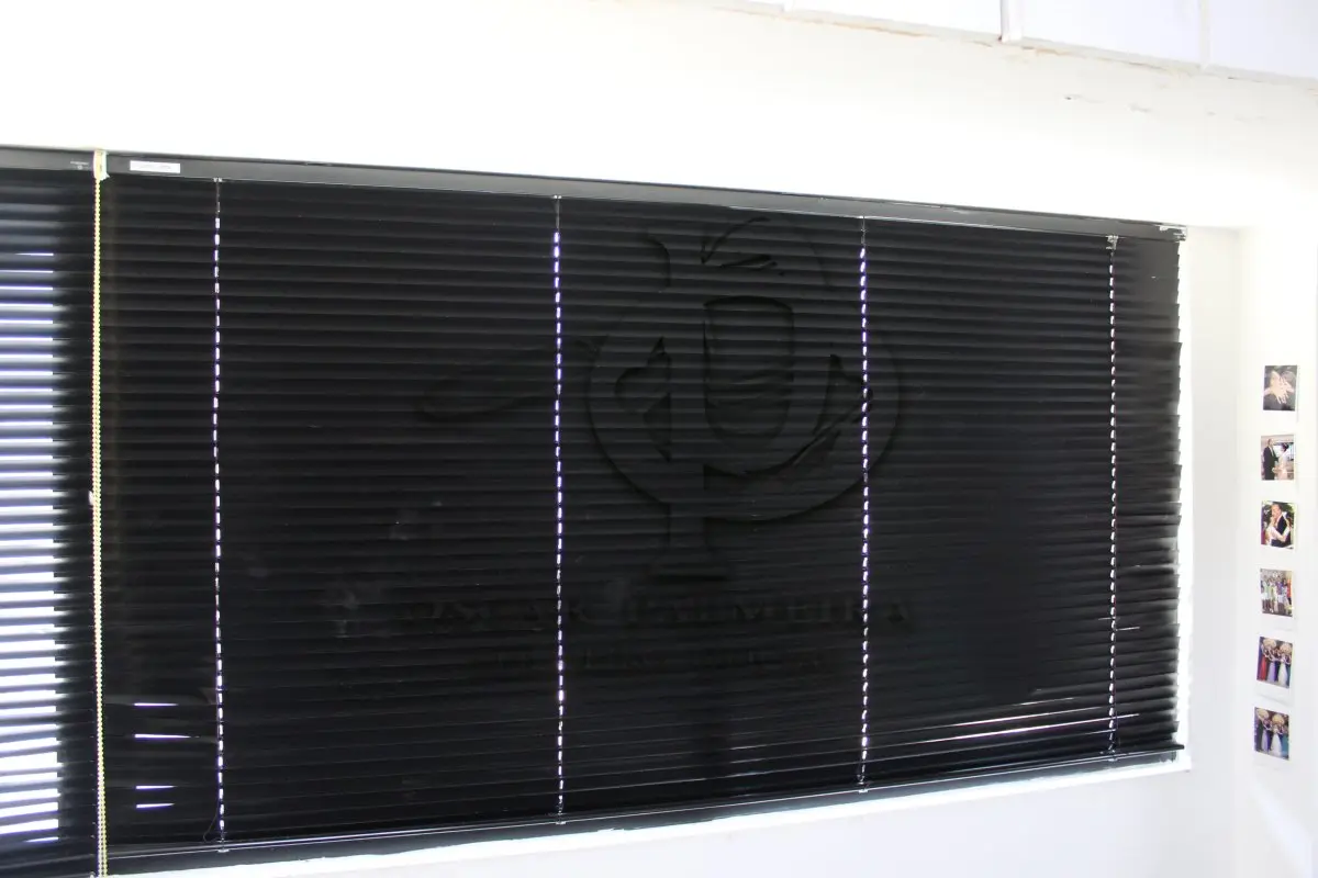 LOTE 0273 - PERSIANA