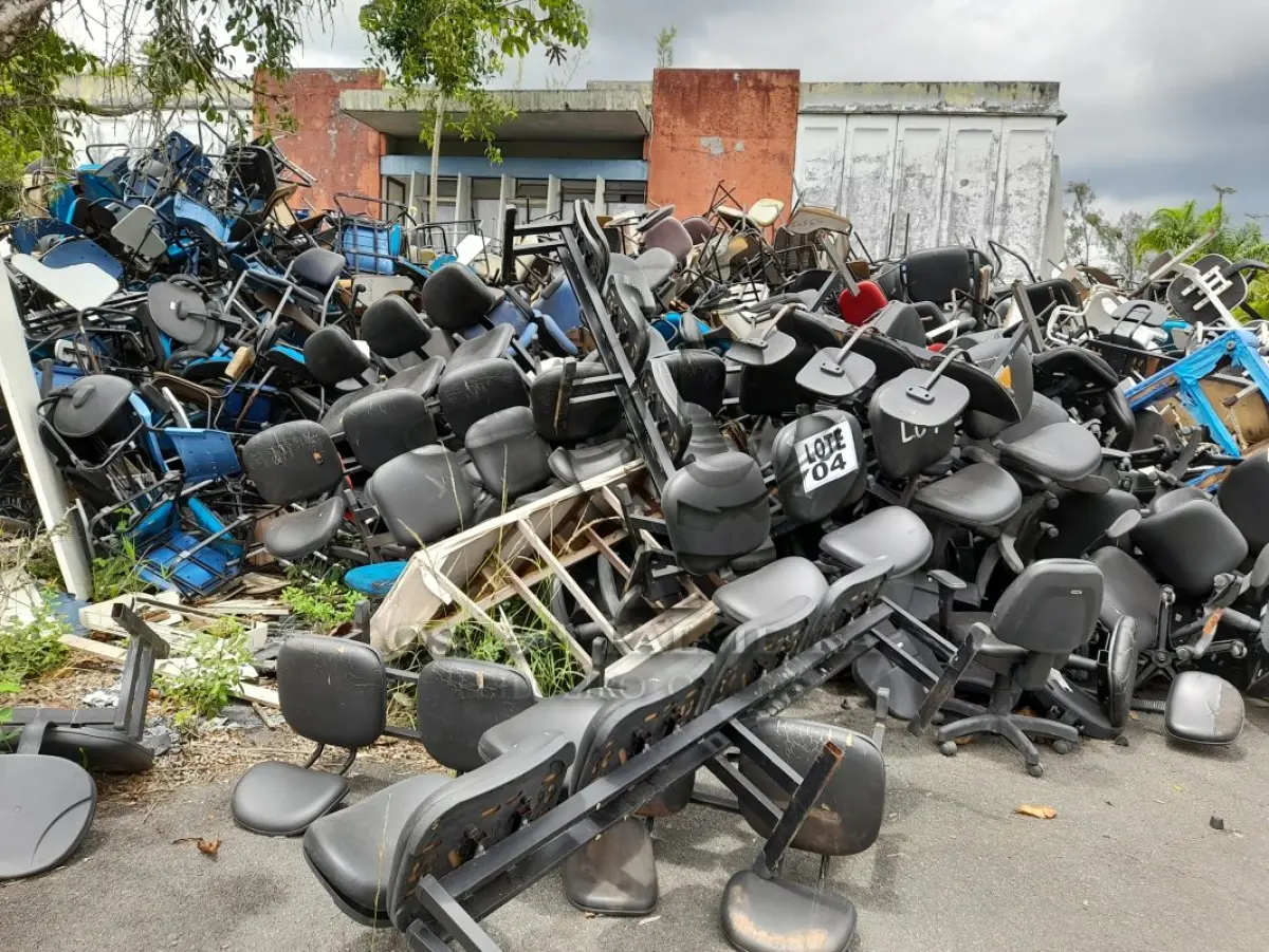 LOTE 004 - DIVERSOS BENS MÓVEIS COMPOSTO / 5ª PARTE SIMÕES FILHO