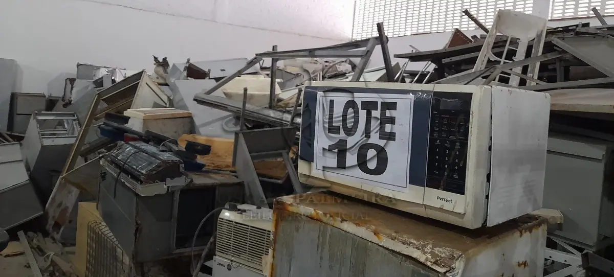 LOTE 010 - DIVERSOS BENS MÓVEIS COMPOSTO / 6ª PARTE FEIRA DE SANTANA
