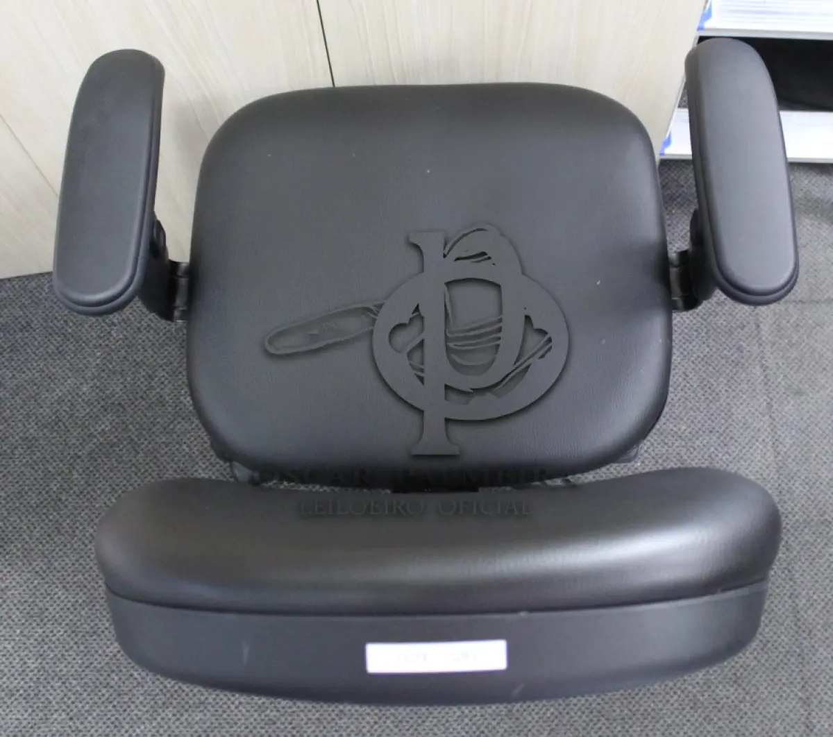 LOTE 0283 - MÓVEL DE ESCRITÓRIO