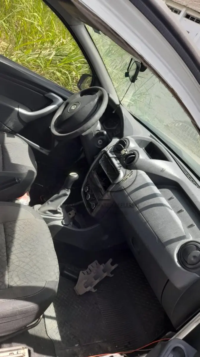 LOTE 020 - VEÍCULO: RENAULT/DUSTER 16 4X2 (MOTOR INCOMPLETO), ANO/MOD 2014/2015 / 6ª PARTE FEIRA DE SANTANA