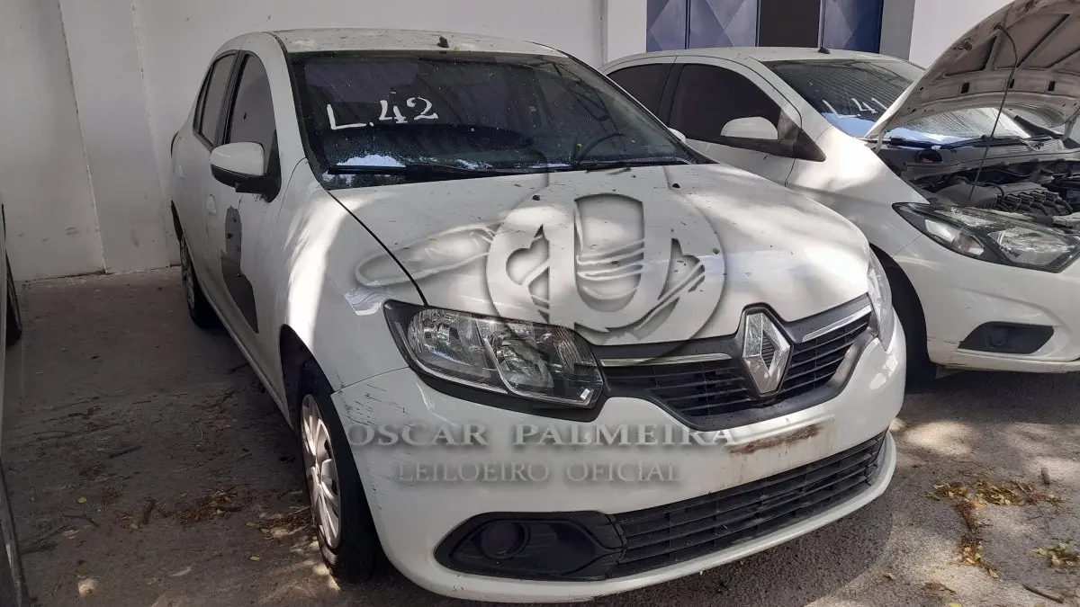 LOTE 042 - VEÍCULO: RENAULT/LOGAN EXP 16 SCE (MOTOR INCOMPLETO), ANO/MOD 2018/2018 / 6ª PARTE FEIRA DE SANTANA