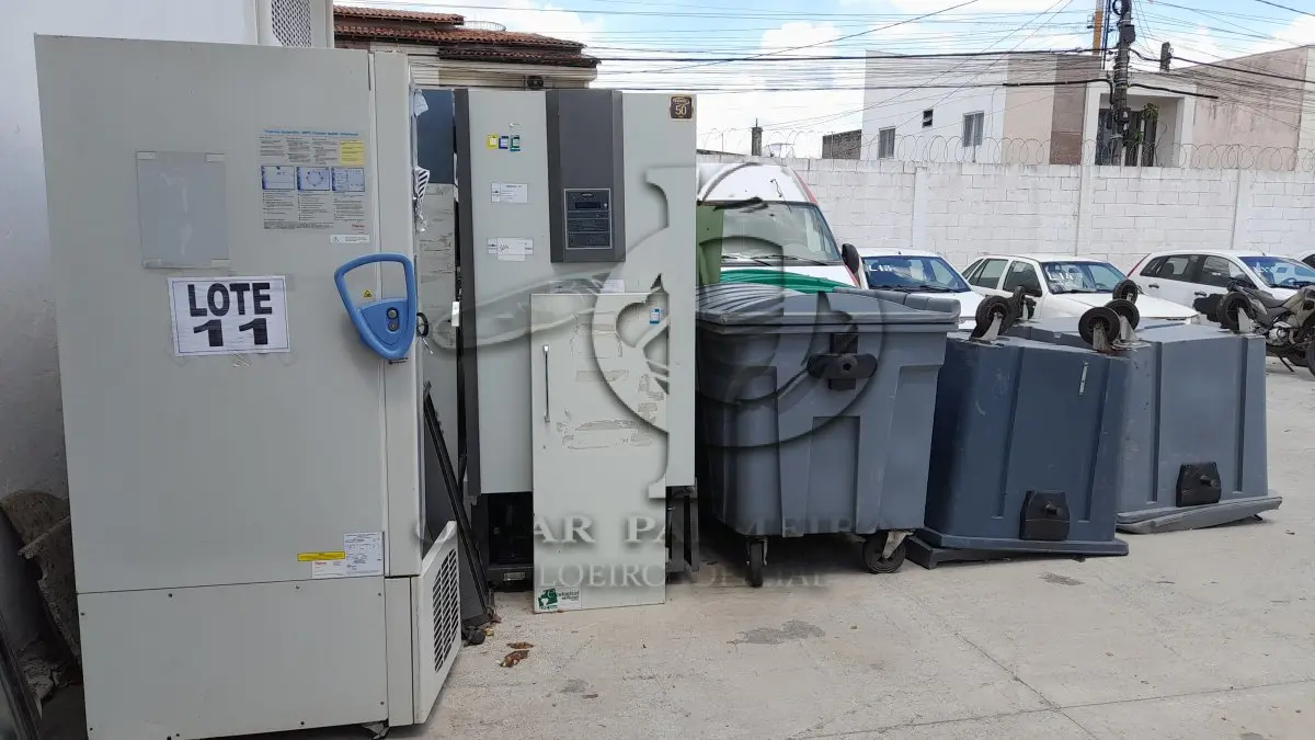 LOTE 011 - DIVERSOS BENS MÓVEIS COMPOSTO / 6ª PARTE FEIRA DE SANTANA