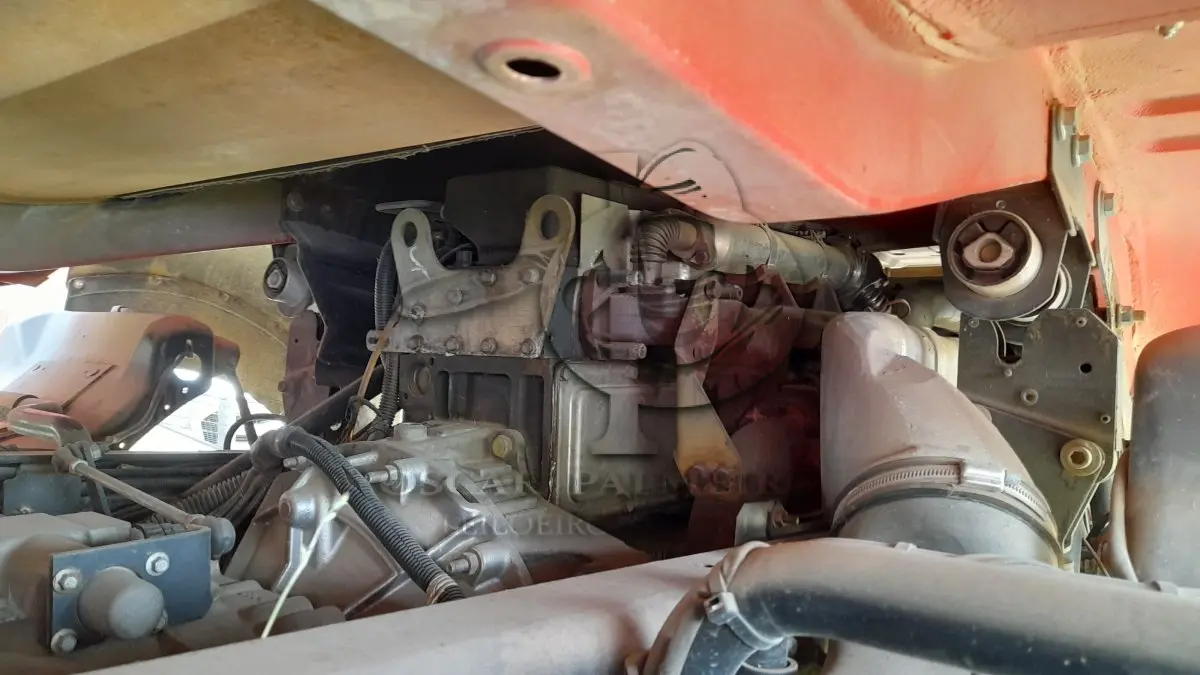 LOTE 001 - SUCATA DE CARROCERIA DE MIDLUM 220.14  / SUCATA DE QUADRICICULO / 7ª PARTE FEIRA DE SANTANA