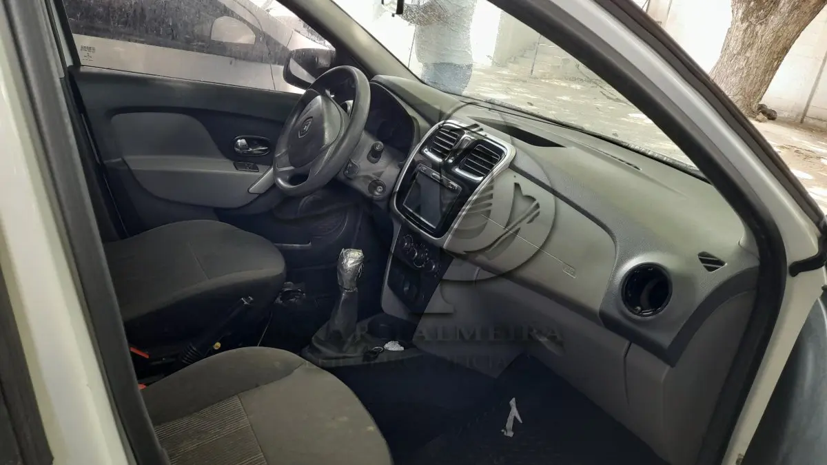 LOTE 042 - VEÍCULO: RENAULT/LOGAN EXP 16 SCE (MOTOR INCOMPLETO), ANO/MOD 2018/2018 / 6ª PARTE FEIRA DE SANTANA