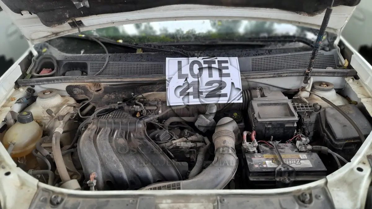 LOTE 042 - VEÍCULO: RENAULT/LOGAN EXP 16 SCE (MOTOR INCOMPLETO), ANO/MOD 2018/2018 / 6ª PARTE FEIRA DE SANTANA