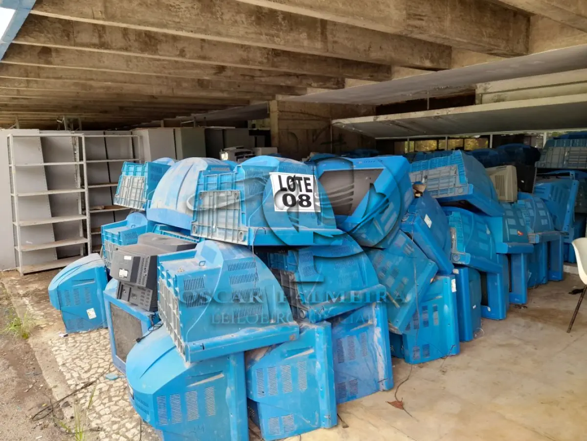 LOTE 008 - DIVERSOS MATERIAIS ELETRÔNICOS COMPOSTO / 5ª PARTE SIMÕES FILHO