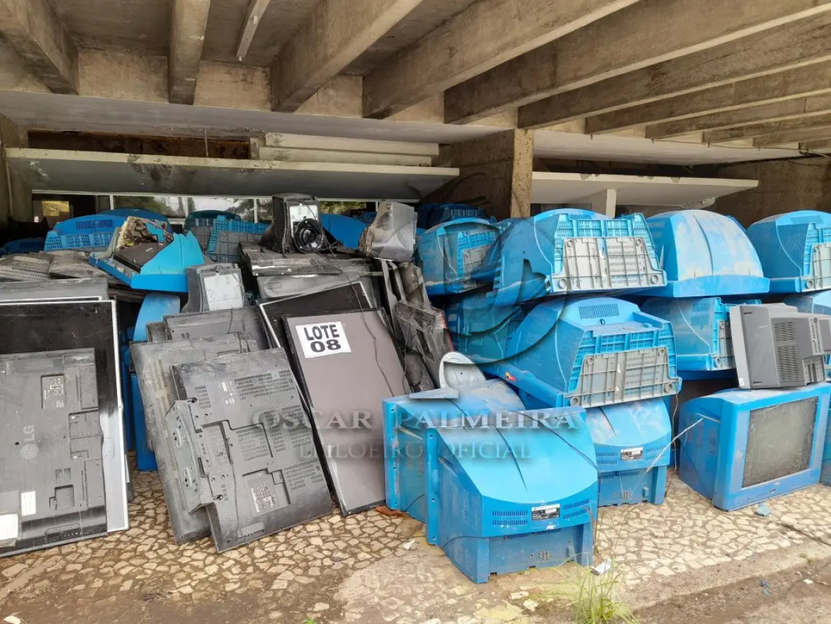 LOTE 008 - DIVERSOS MATERIAIS ELETRÔNICOS COMPOSTO / 5ª PARTE SIMÕES FILHO
