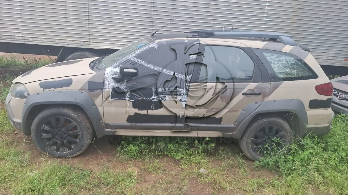 LOTE 001 - VEÍCULO: FIAT/WEEKEND ADVENTURE, (MOTOR INCOMPLETO), ANO/MOD 2017/2018, ONUS GRAVAMES OU PENDÊNCIAS - NÃO POSSUI / 1ª PARTE BARREIRAS
