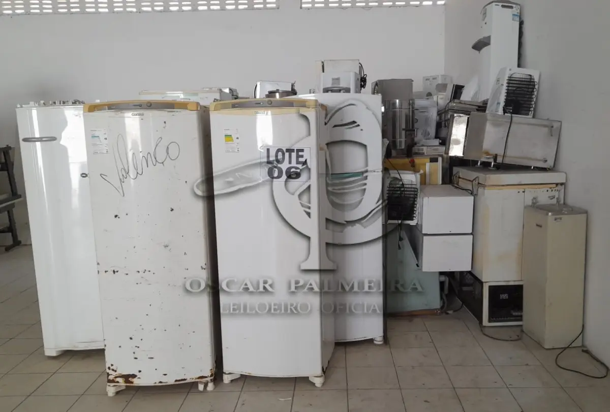 LOTE 006 - DIVERSOS BENS MÓVEIS COMPOSTO / 6ª PARTE FEIRA DE SANTANA