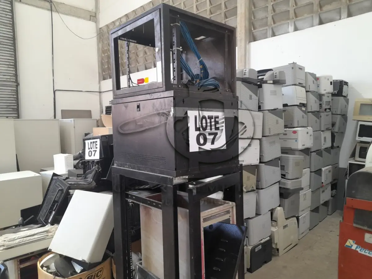 LOTE 007 - DIVERSOS MATERIAIS ELETRÔNICOS/INFORMÁTICA COMPOSTO / 4ª PARTE SALVADOR