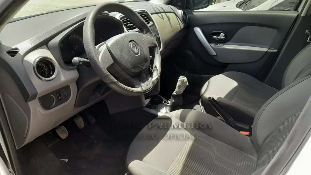 LOTE 018 - VEÍCULO: RENAULT/LOGAN EXP 16 SCE (MOTOR INCOMPLETO), ANO/MOD 2017/2018 / 6ª PARTE FEIRA DE SANTANA
