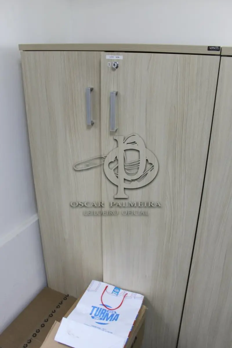 LOTE 0258 - MÓVEL DE ESCRITÓRIO