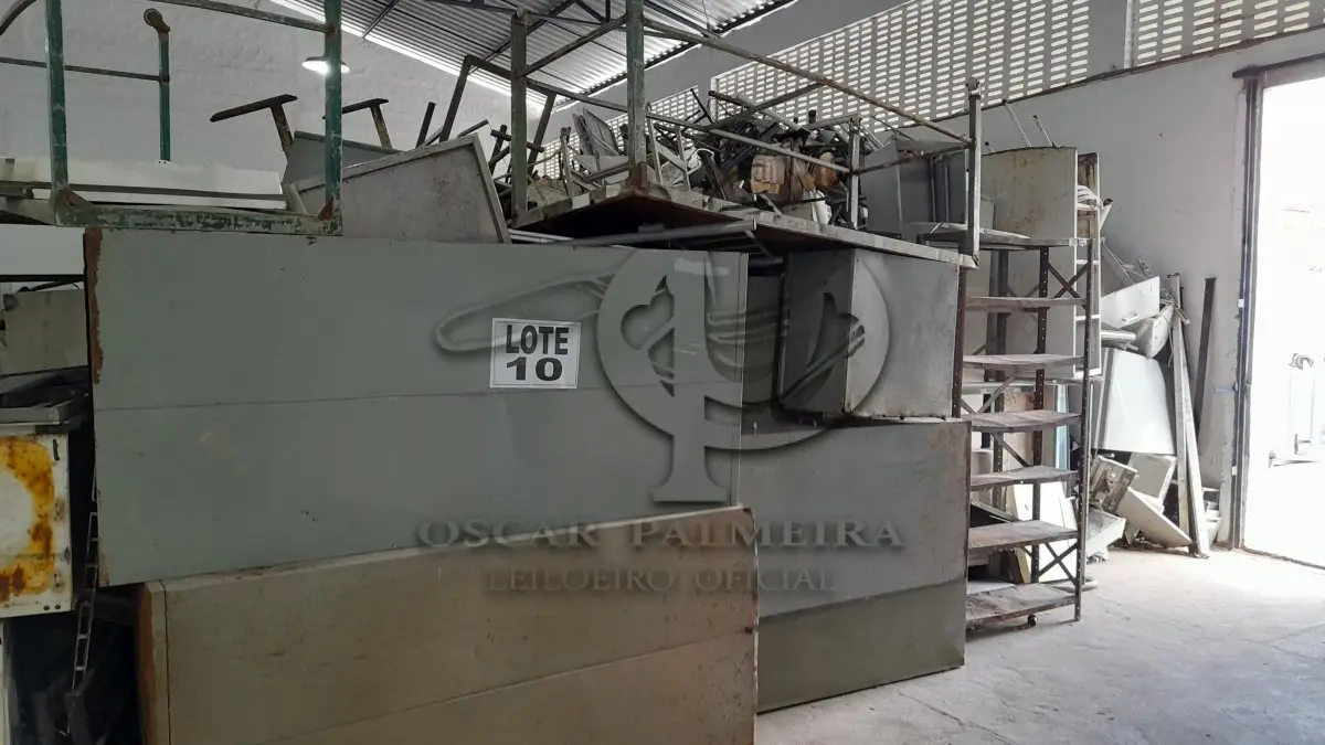 LOTE 010 - DIVERSOS BENS MÓVEIS COMPOSTO / 6ª PARTE FEIRA DE SANTANA