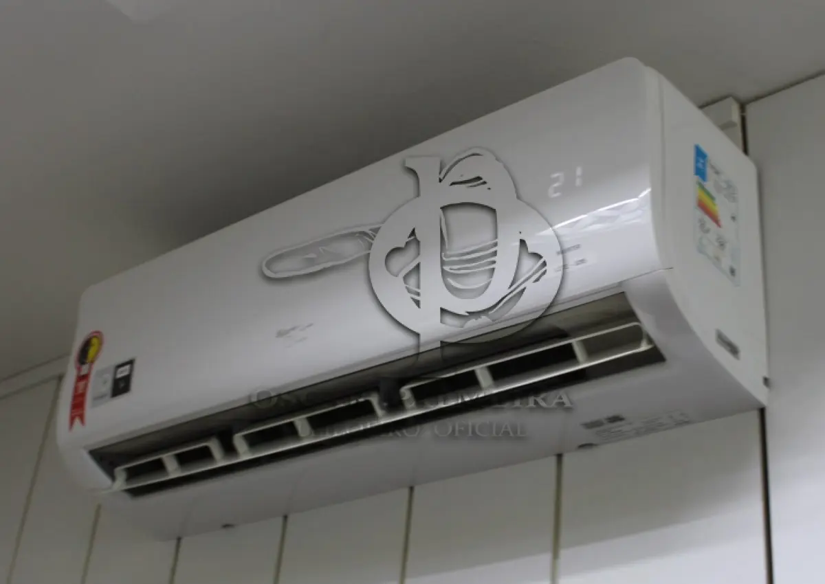 LOTE 0285 - AR CONDICIONADO