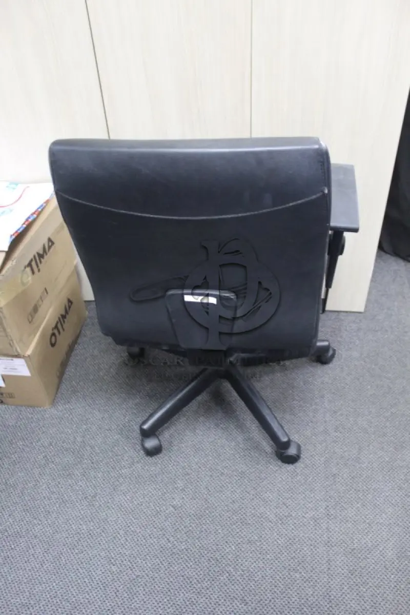 LOTE 0270 - MÓVEL DE ESCRITÓRIO