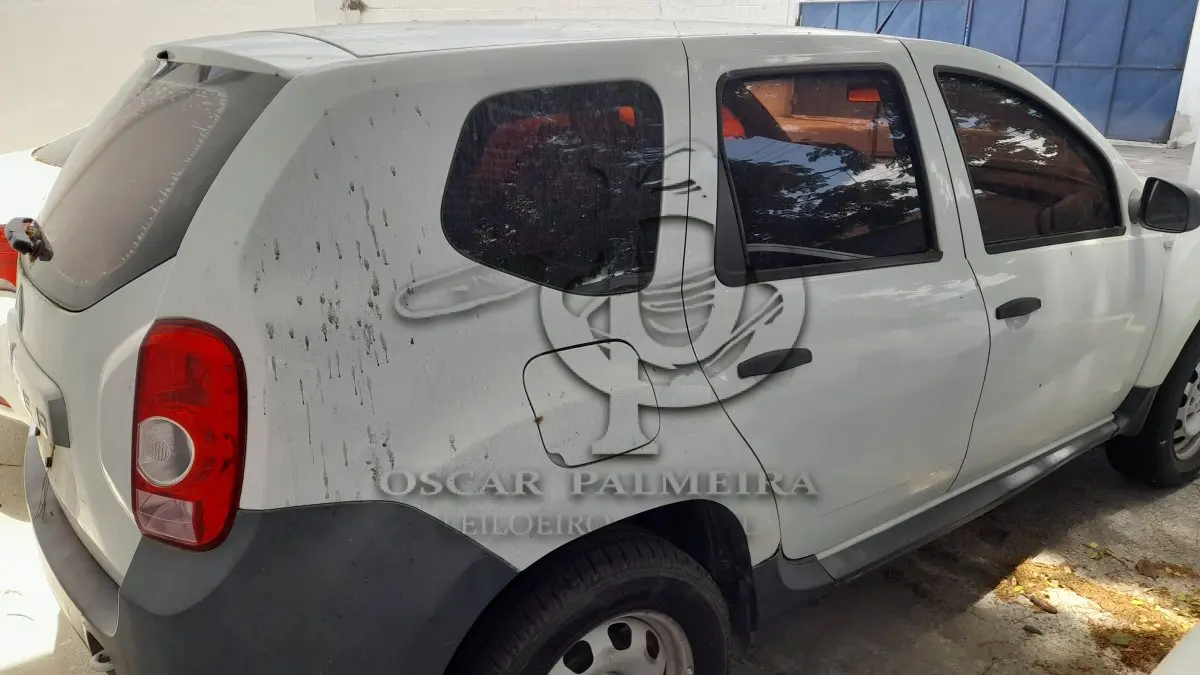 LOTE 039 - VEÍCULO: RENAULT/DUSTER 16 4X2 (MOTOR SOLTO E INCOMPLETO), ANO/MOD 2014/2015 / 6ª PARTE FEIRA DE SANTANA