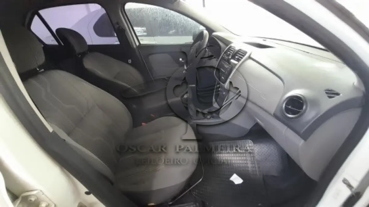LOTE 043 - VEÍCULO: RENAULT/LOGAN EXP 16 SCE  (MOTOR INCOMPLETO), ANO/MOD 2017/2017 / 6ª PARTE FEIRA DE SANTANA