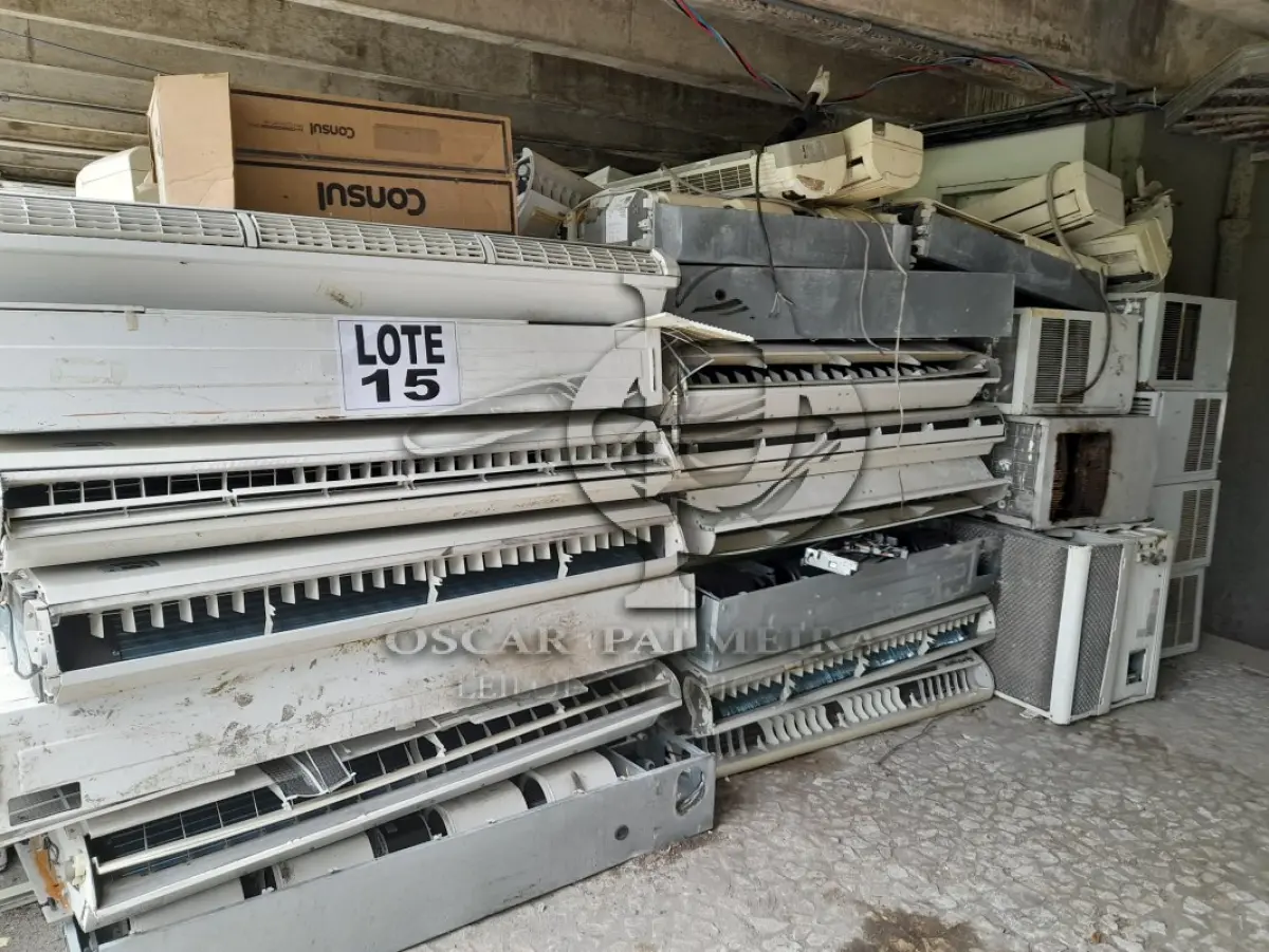 LOTE 015 - DIVERSOS BENS MÓVEIS COMPOSTO / 5ª PARTE SIMÕES FILHO