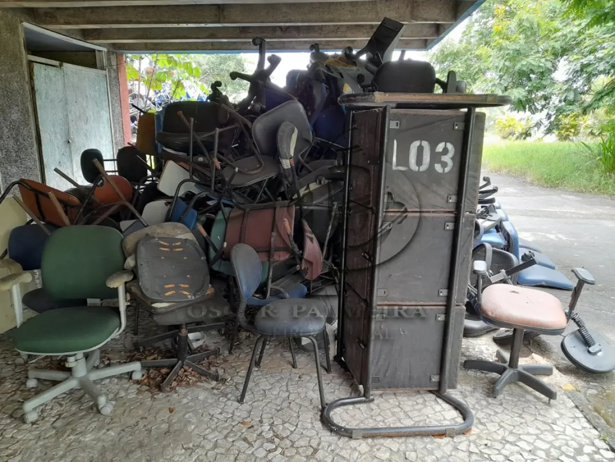 LOTE 003 - DIVERSOS BENS MÓVEIS COMPOSTO / 5ª PARTE SIMÕES FILHO